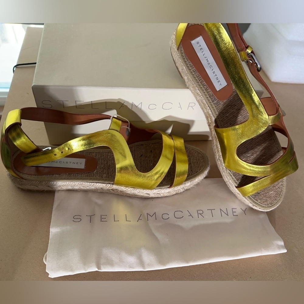 Stella McCartney flat sandal in steel citron size 40 Rare! - Picture 8 of 8